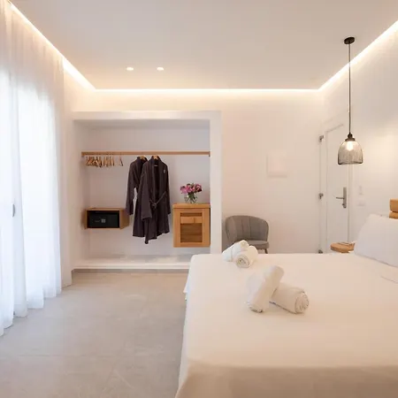 Ninemia Mykonos * アグラリ