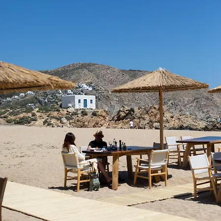 ホテル Ninemia Mykonos アグラリ